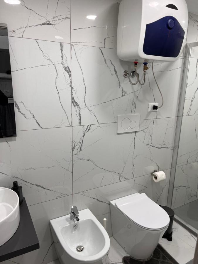 La New House Di Seby Apartman Catania-Fontanarossai nemzetközi repülőtér Kültér fotó